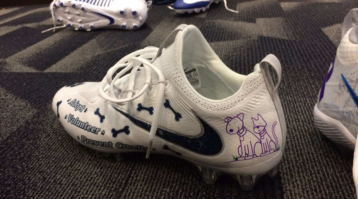 elliot-spca-texas-cleats.jpg